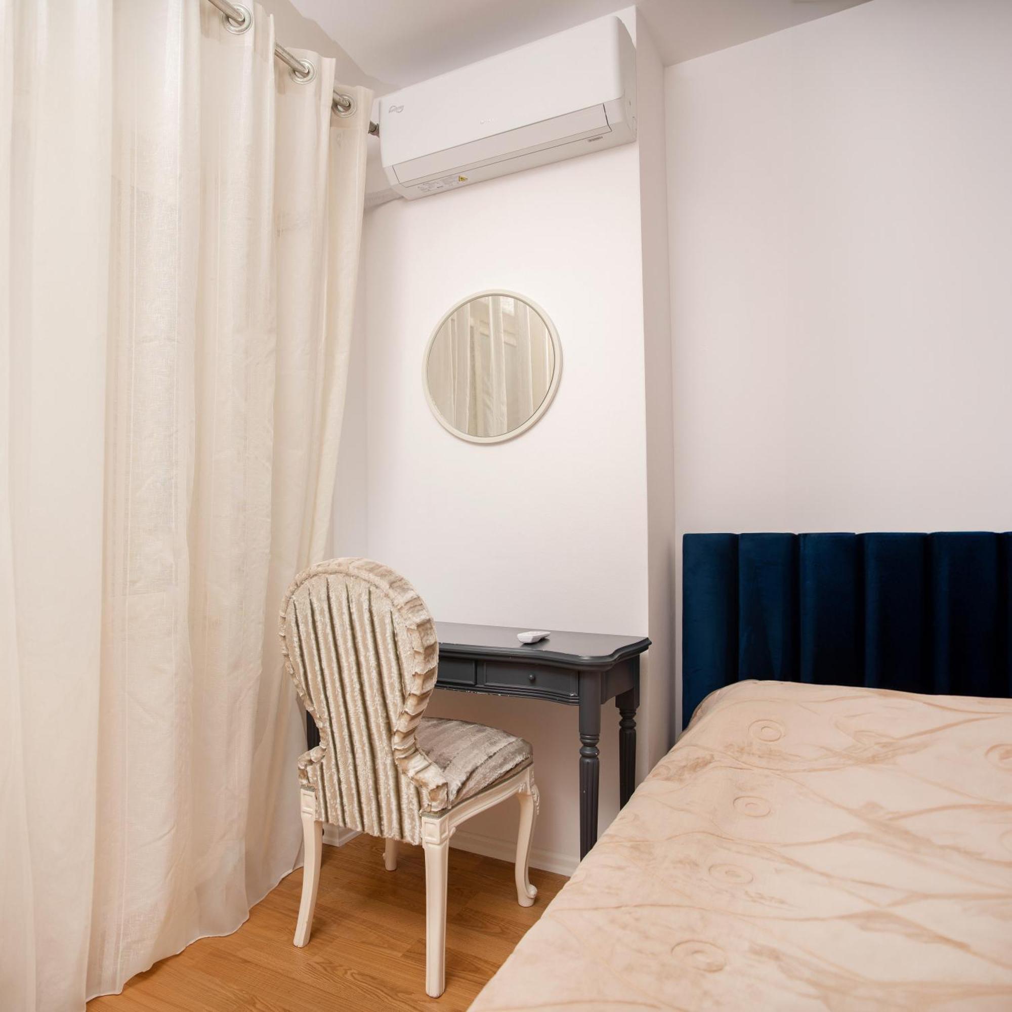 Suprem Apartment Тирана Екстер'єр фото