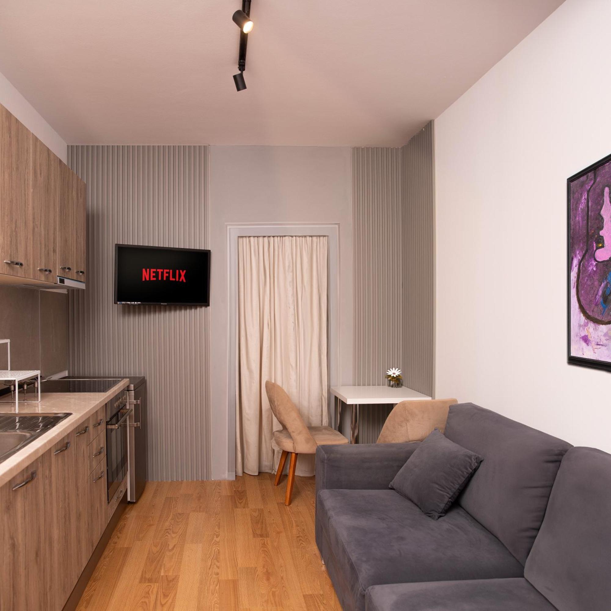 Suprem Apartment Тирана Екстер'єр фото